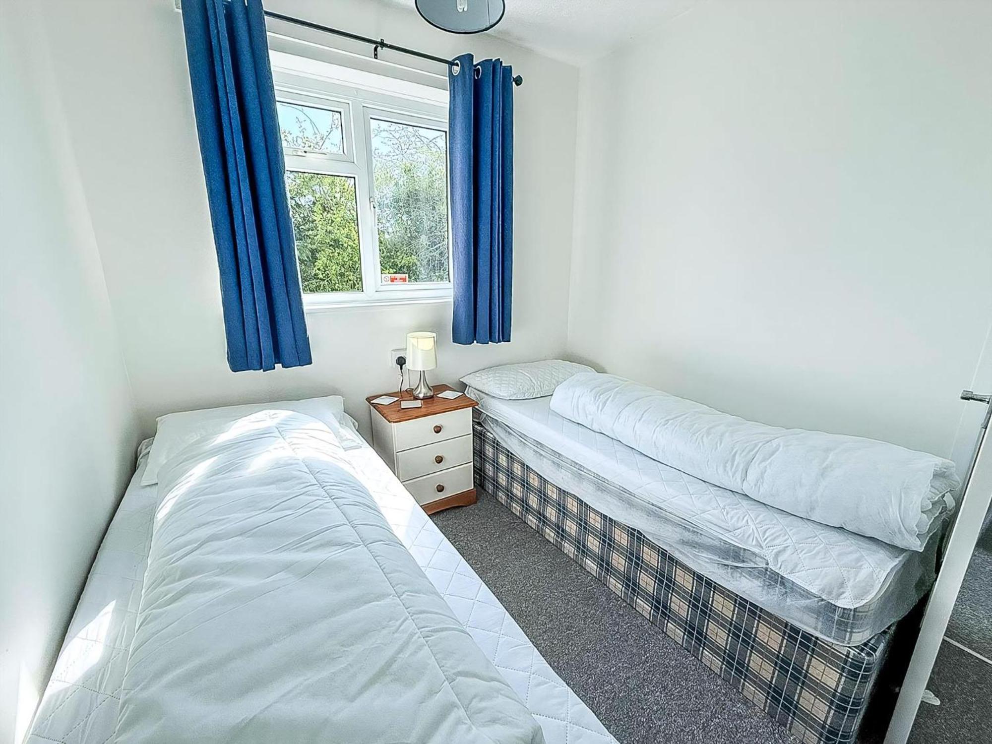 Lovely 5 Berth Chalet In The Coastal Village Of Hemsby Ref 18164B Екстериор снимка